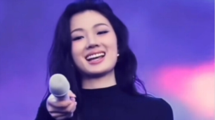 Dan Yichun’s opening line in her natural voice—she truly lives up to her reputation as a fan-cherish