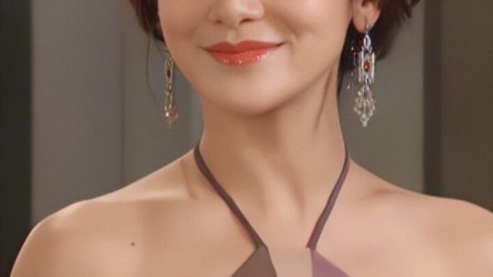 Back in the day, second female leads in idol dramas always wore endless earrings—changing up their l