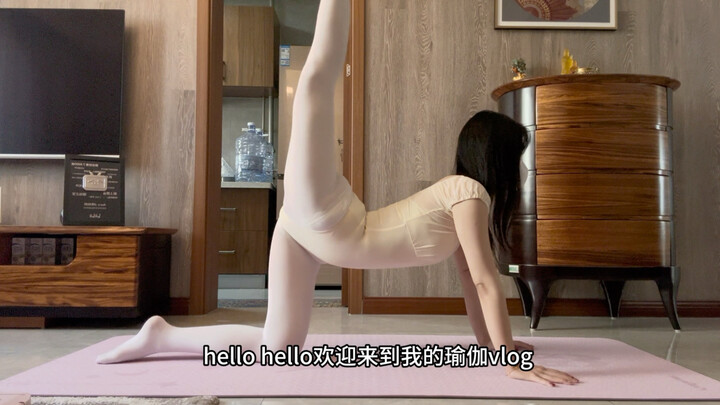 فيديو يوميات لياقة باليه (أصفر)