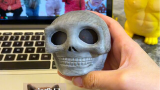 艾特身边能驾驭这个骷髅头的朋友给你安排。