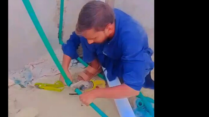 plumber ka work shadeed garmi main please 🙏 spuete me