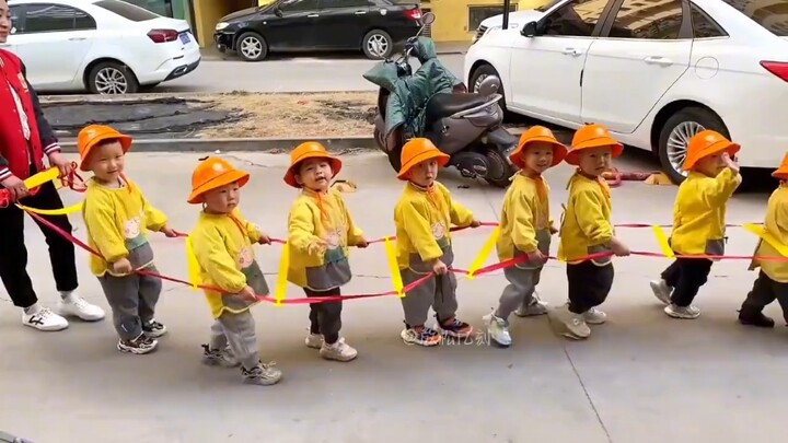 A roundup of heartwarming moments with little kids—what worries could they possibly have?