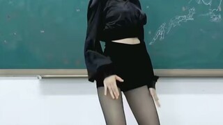 جسم جميل/شاشة عمودية 4K/سمكة ذهبية صغيرة