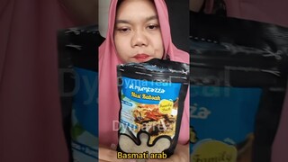 DYMA KULINER |ASMR RAW RICE EATING |Makan Beras Mentah #asmrsounds #asmr #shorts #mukbang #rawrice