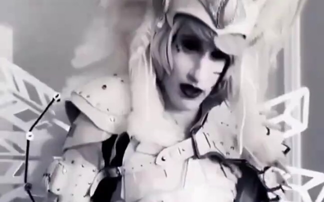 Valentine’s Day White Limited Edition