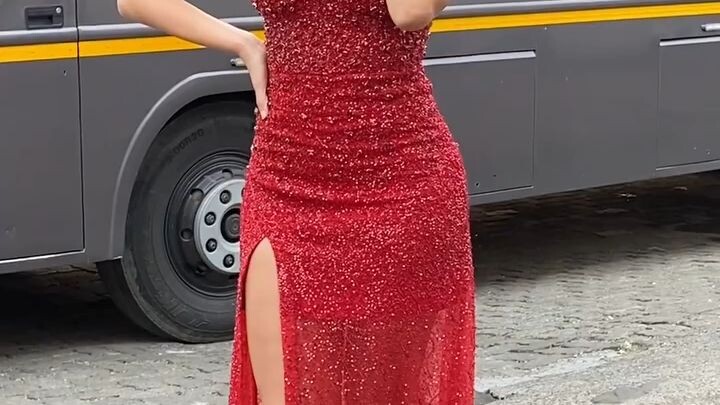 Nora patehi looking 😘