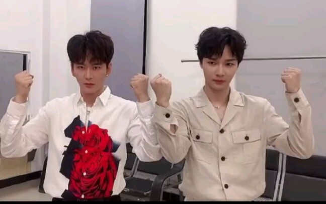 【Huang Youming & Li Daikun】0604 Saudara baik harus promosi dengan santai dan percaya diri seperti in