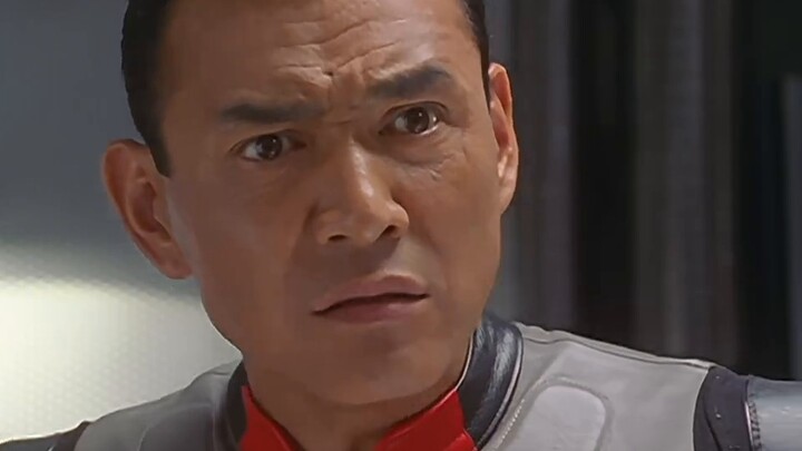 The little monster fell in love with Ultraman, and Ultraman was completely stunned!