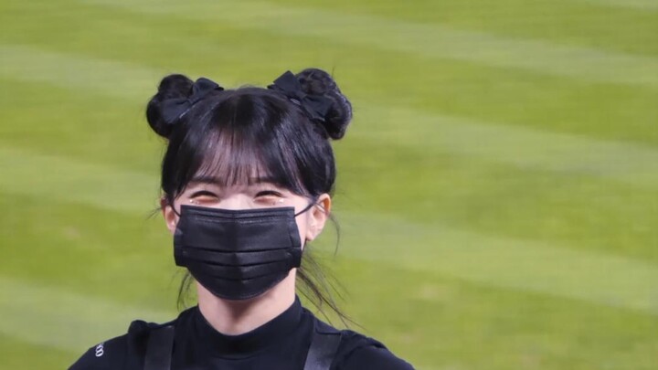 4K Korean girl Li Duohui cheerleading team straight shot 220825