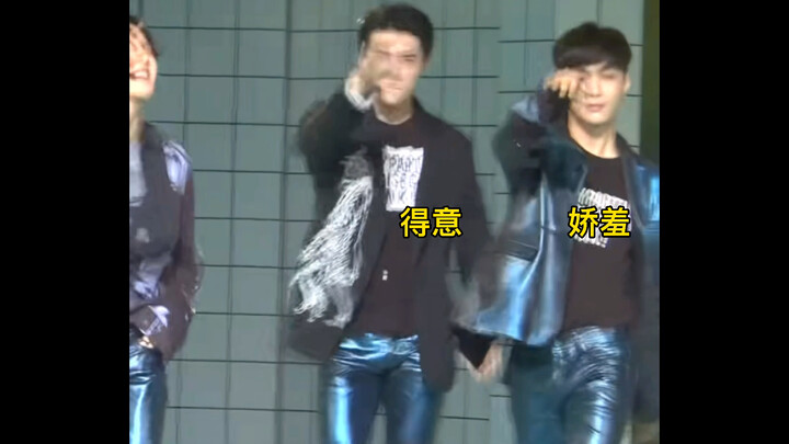 【Xunxing】【EXO】When Zhang Yixing and Oh Sehun Dance, They Stand in the Wrong Positions Yet Still Deli