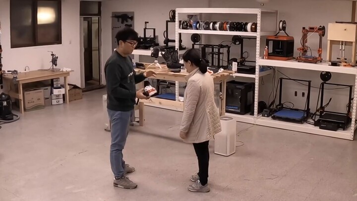 The craftsman made his own Conan's kick-enhanced shoes! Will it really increase the power?