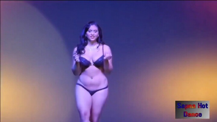 sexy Girl hot Dancer
