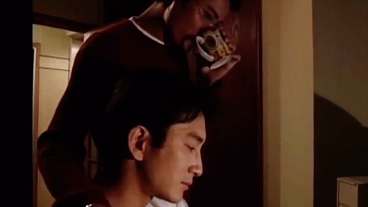 เนื้อเรื่องตอนหนึ่งของละคร BL ฮ่องกงเมื่อ 20 ปีก่อนเทียบเท่ากับเนื้อเรื่องในละครปัจจุบัน