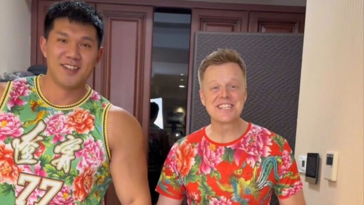 Bringing @FoodieForeignerTiedan home to whip up a feast: crispy pork belly, salmon, and braised pork