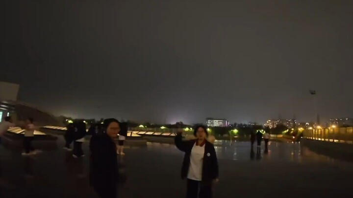 Cùng bạn vượt qua thời tiết ⚡️⚡️⚡️