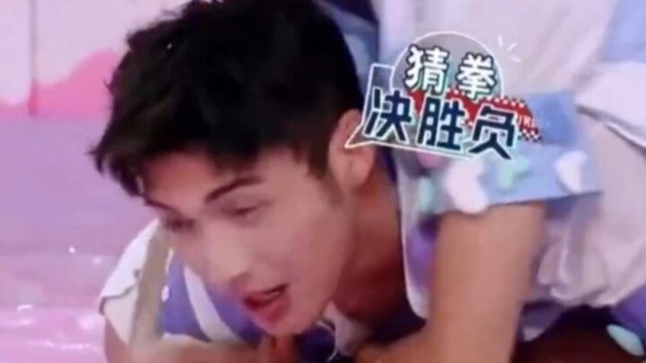 Zhang Binbin, because Wang Hedi suffered a concussion, said: “At the time, I thought I was just bein