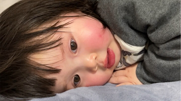 Mùa đông đến rồi lại trở thành quả táo đỏ