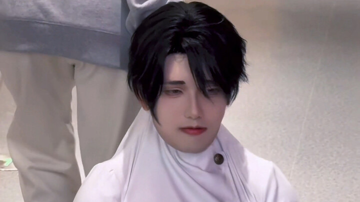 I'm just collecting stamps, why are you like this, sister?