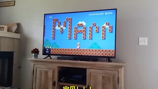 شاب أجنبي يطلب يد صديقته في لعبة "ماريو ميكر"، كم هو حلو!