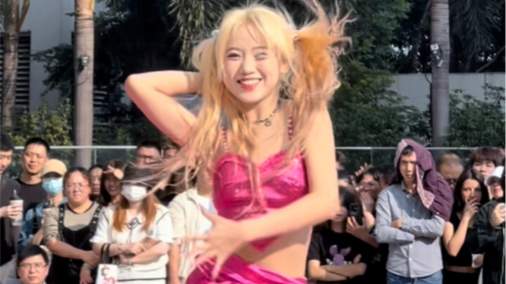 The entire cast recreates BLACKPINK's iconic looks for the roadshow | You can immediately tell who's