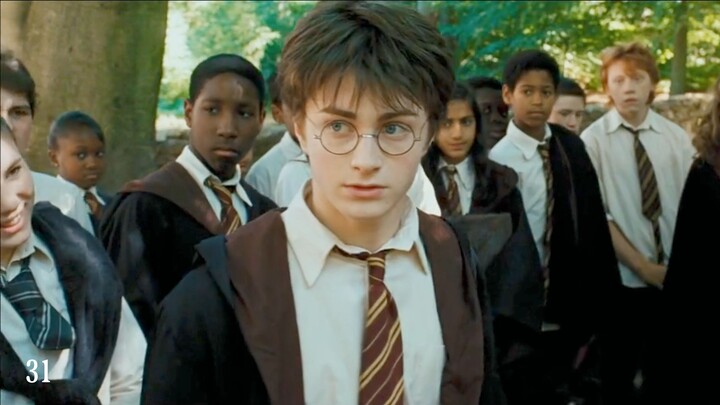 Harry Potter's 124 Outfits