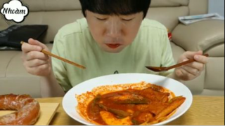 Bánh mì bơ tỏi và tokbokki bánh tráng phần 6 #mukbang