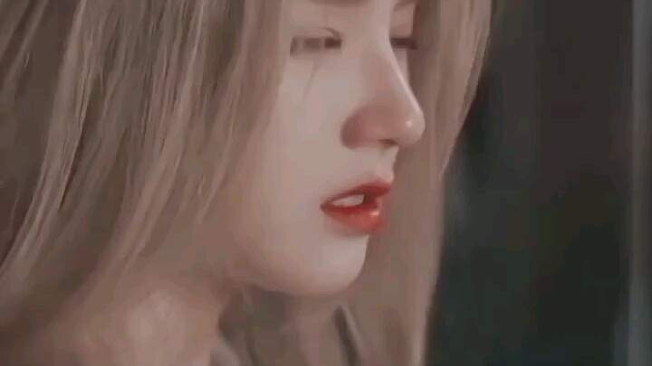 "On the atmosphere of a female star crying scene search" #cryingbeautiful
