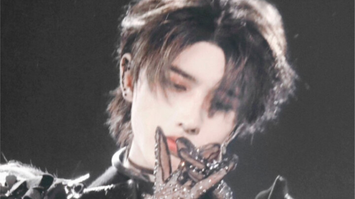 Holy crap, so what Huo Siyan said was all true! This is the real Cai Xukun!