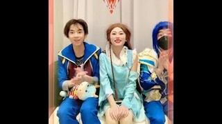 宁荣荣给大家画个彩纸 #斗罗大陆 #唐三 #小舞