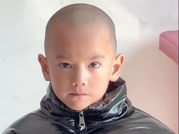 Bành Vu Yến và Ngô Ngạn Tổ sinh ra à?