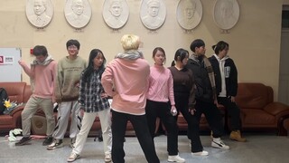集美这不是MAMA吧。。武大花园宝宝爆改8人昆卡开场