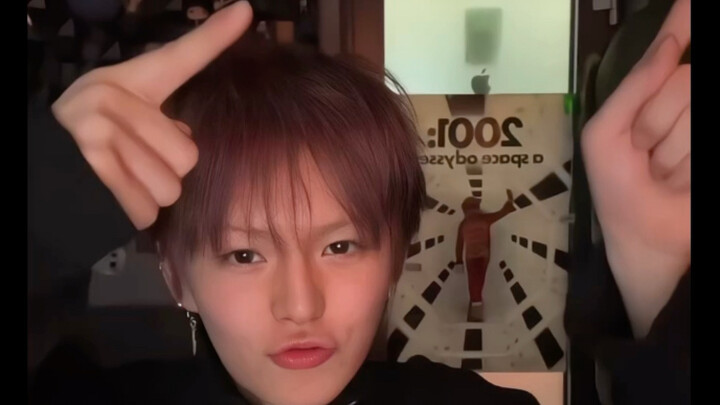 和睦们可以学起来啦 last night手势舞 金本芳典亲自教学！外加激情献唱