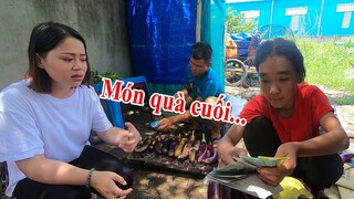 Trao món quà cuối cùng và Ngừng nhận ủng hộ tới em Nga và em Duyên bán cà tím nướng mỡ hành
