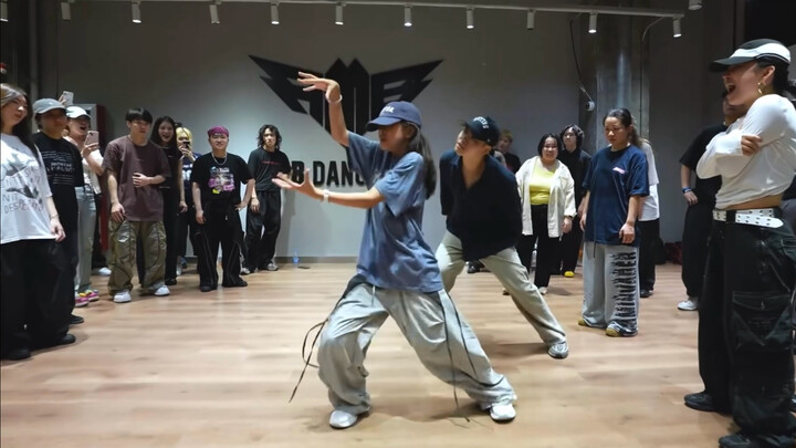 [Sheng Ai Jing AIJING] Pre-debut dance class practice of “GOOD CREDIT” - Sean Lew archaeology, A2O L