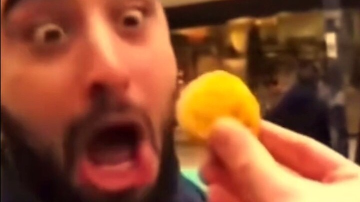 ดูจากสีหน้าแล้วดูเหมือนไม่ได้แกล้งทำเลย