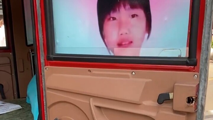 ชายวัย 59 ปี อาศัยอยู่บนรถสามล้อ