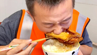 刚开始不是挺喜欢吃鸡腿嘛？