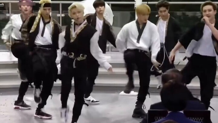 【Stray Kids】After watching it, do you still say you don’t know the fans?