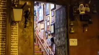 哥们这摆手搁这结印呢
