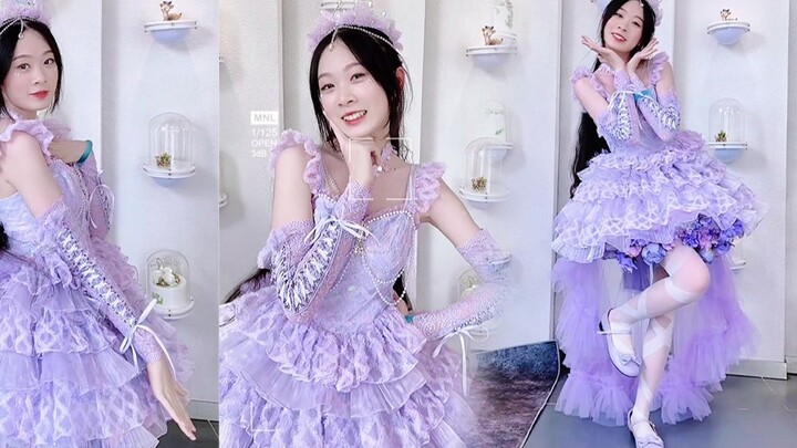 Kisah cinta siswa SMP berusia 14 tahun, Ju Jingyi, sedang mengalami krisis [Bingbing]