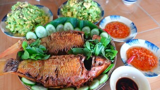 Cá Chép, Khổ Qua • Lâu Lâu Làm Món Ruột Trả Công Cho Anh Quay Phim | MTQH