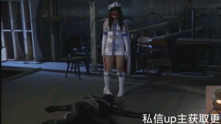 萌妹子女战士一脚消灭敌人