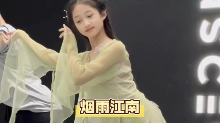 النسخة الكاملة من "رحلة القارب في الضباب الماطر" | ادخل إلى هدوء جنوب نهر اليانغتسي المغطى بالضباب