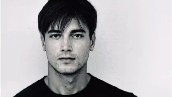 Semua, tolong jangan pakai mod tubuh saya lagi!