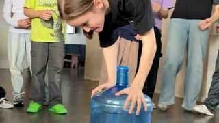 老外Breaking道具课堂，水桶抡起来