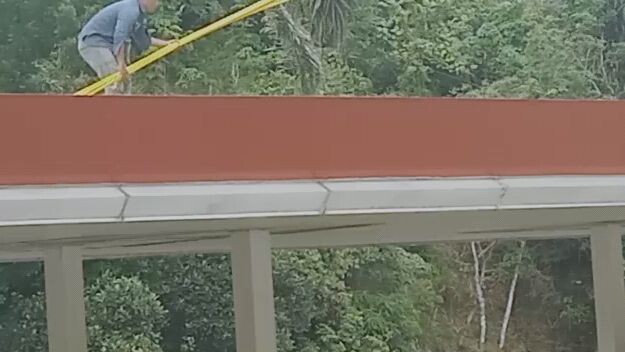 cari angin seger.........