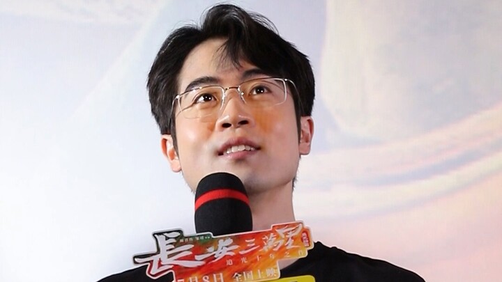 Yang Tianxiang Recites Gao Shi’s “Parting with Dong Da” Live—With a Sweet Little Easter Egg at the E