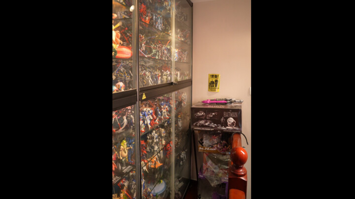 New Year's cleaning-more than 200 Gundam cabinets look like this
