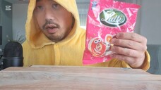 ASMR EATING SOUNDS - DONUT RINGS CANDY