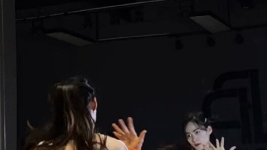 Koreografi Yokii - Tekstur yang lembut membuat semua orang senang! Musik: Depravity dan Reverie